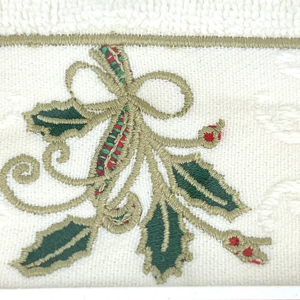 Lenox Christmas Holidays set of 2 finger tip set towels - Ribbon & Holly Ivory
